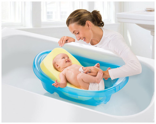 Cách tắm cho trẻ sơ sinh mẹ nên biết từ sớm 1