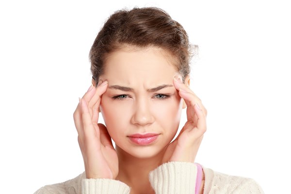 Đau đầu sau sinh - Những điều mẹ nên biết 1